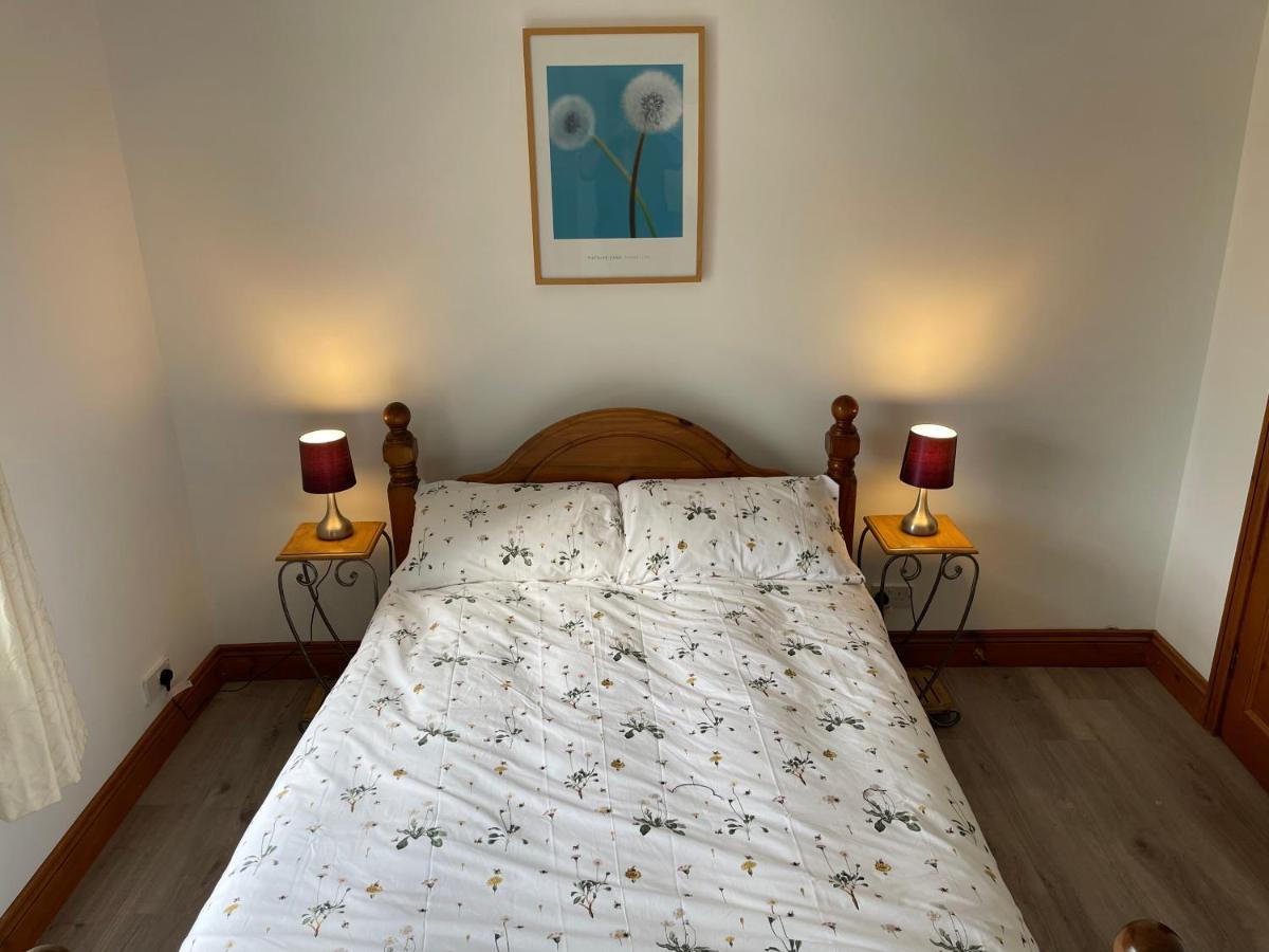 Ballinderry Station Cottage - Luxury Stay. Лисберн Экстерьер фото