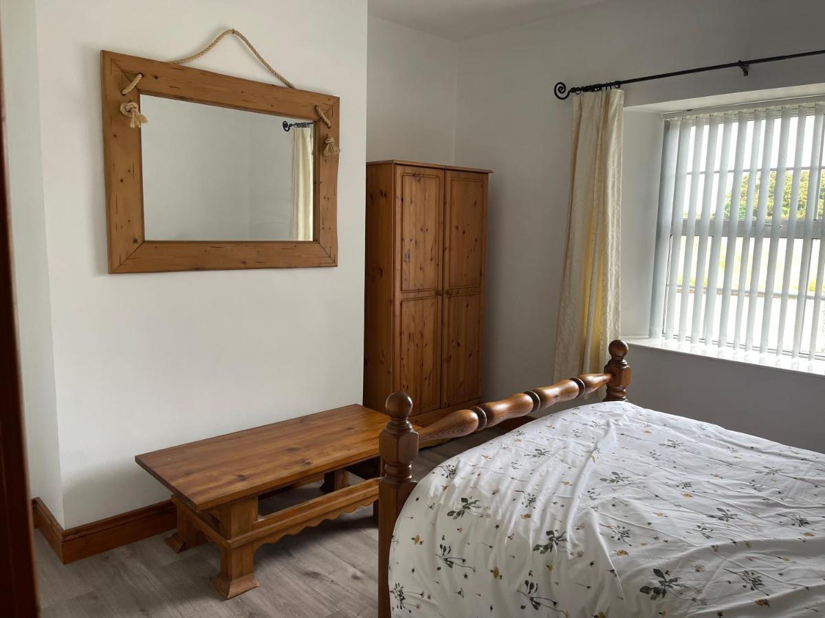 Ballinderry Station Cottage - Luxury Stay. Лисберн Экстерьер фото